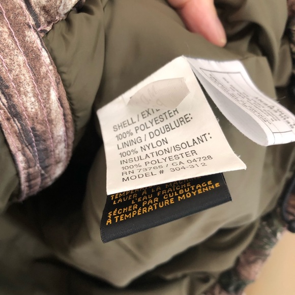 EUC Browning Realtree Hell's Belles Ultra-Lite women’s puffer jacket - Picture 12 of 13